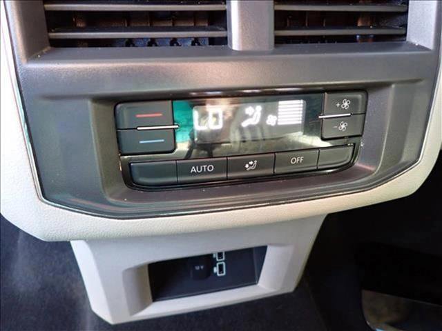 Used 2019 Volkswagen Atlas SE w/ Towing Package image 9