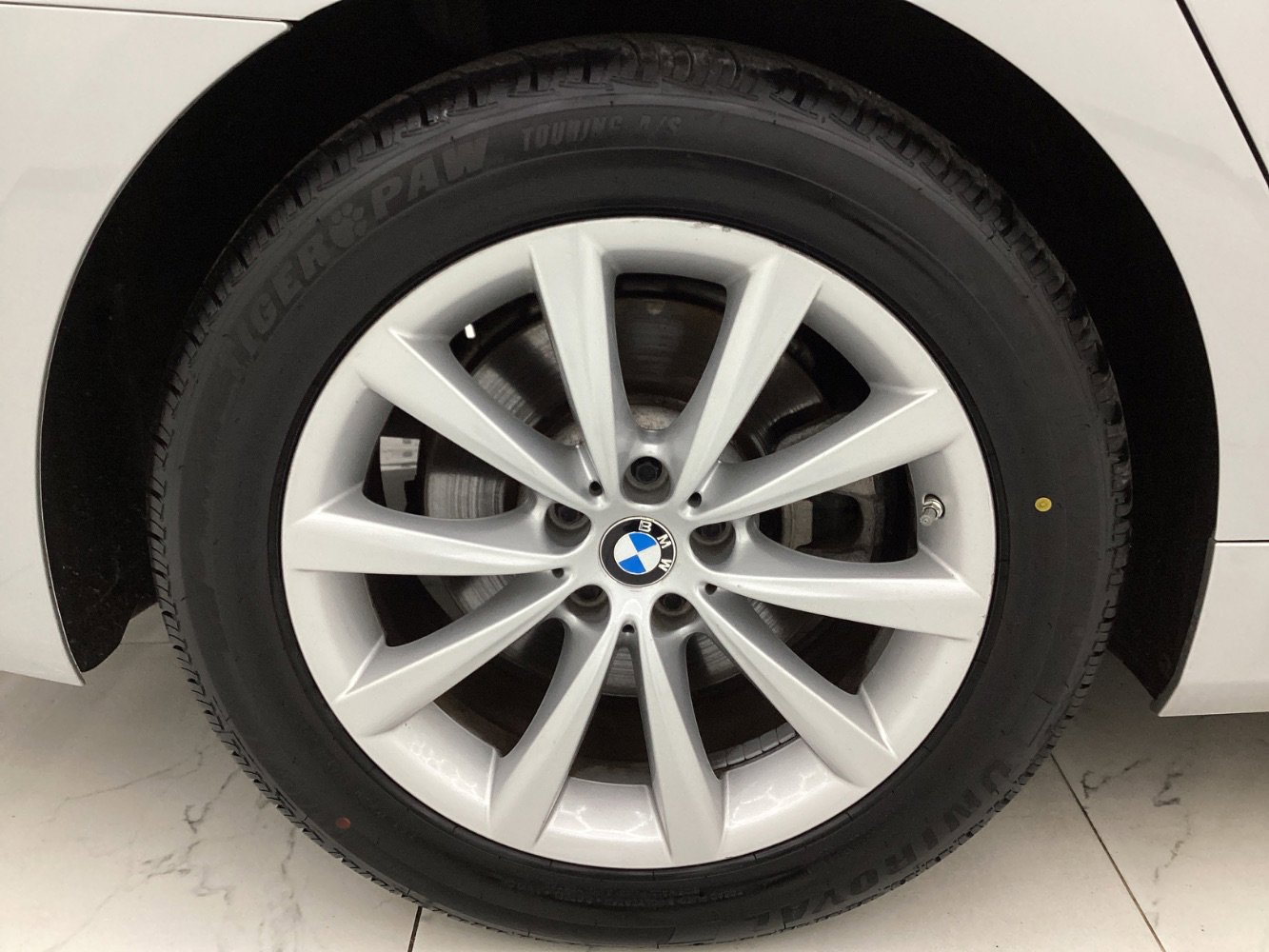 Used 2019 BMW 740i xDrive image 48