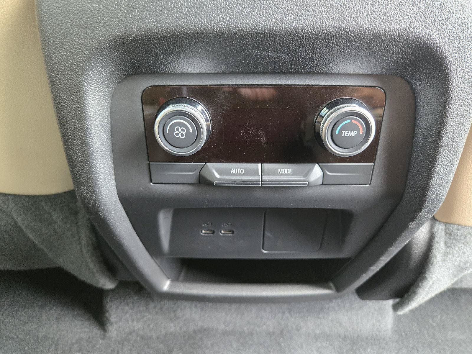Used 2025 Buick Enclave Preferred FWD image 29