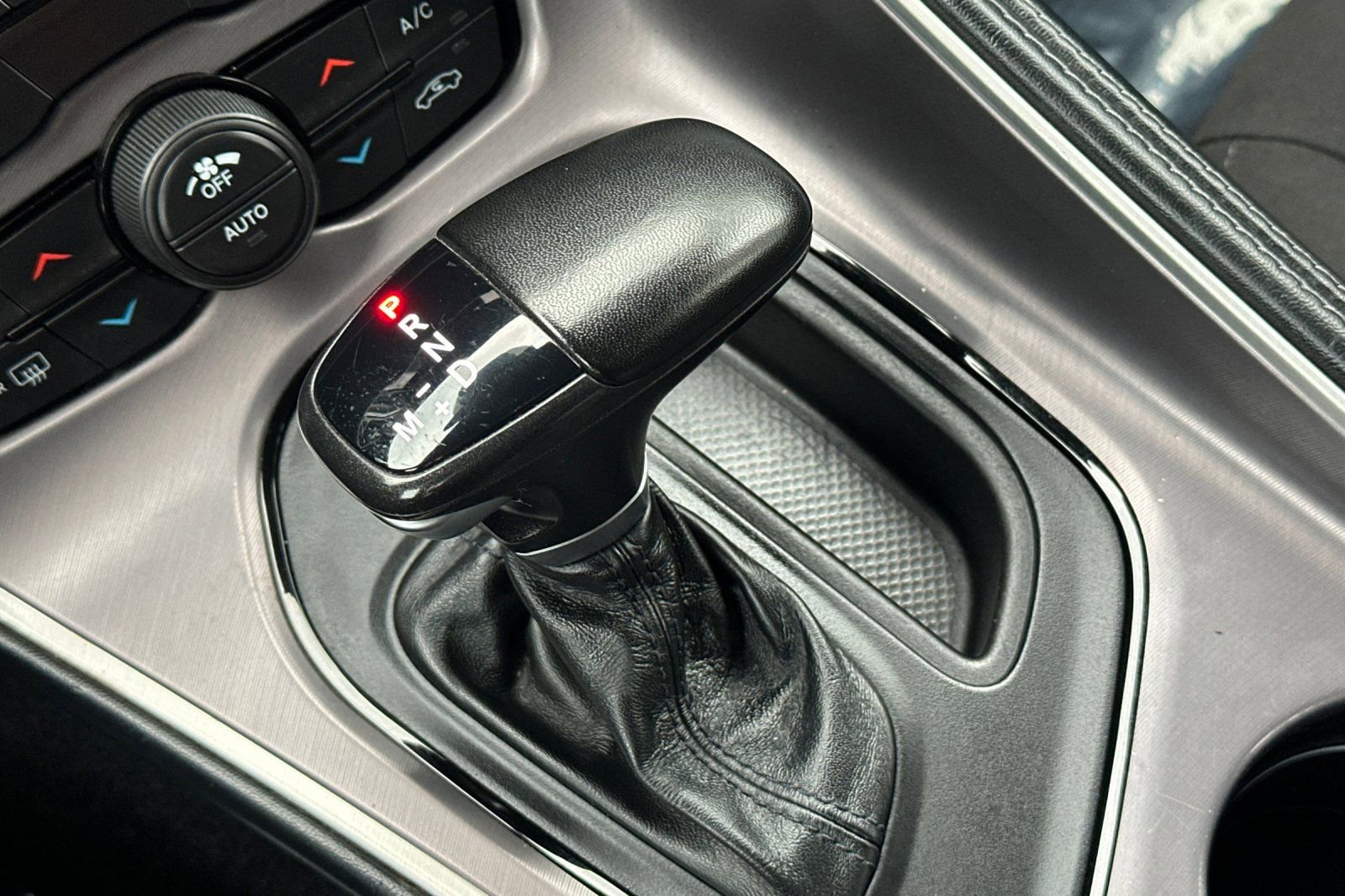 Used 2022 Dodge Challenger SXT w/ Blacktop Package image 20