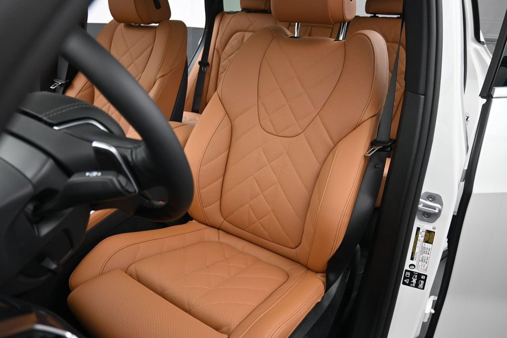 New 2026 BMW X5 xDrive40i w/ Premium Package AWD/4WD image 11