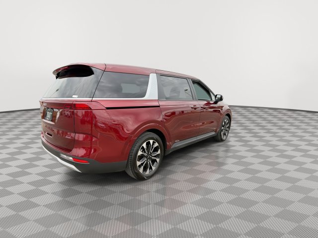 Certified 2024 Kia Carnival EX FWD image 12