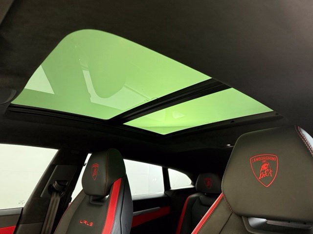 Used 2023 Lamborghini Urus S AWD/4WD image 25