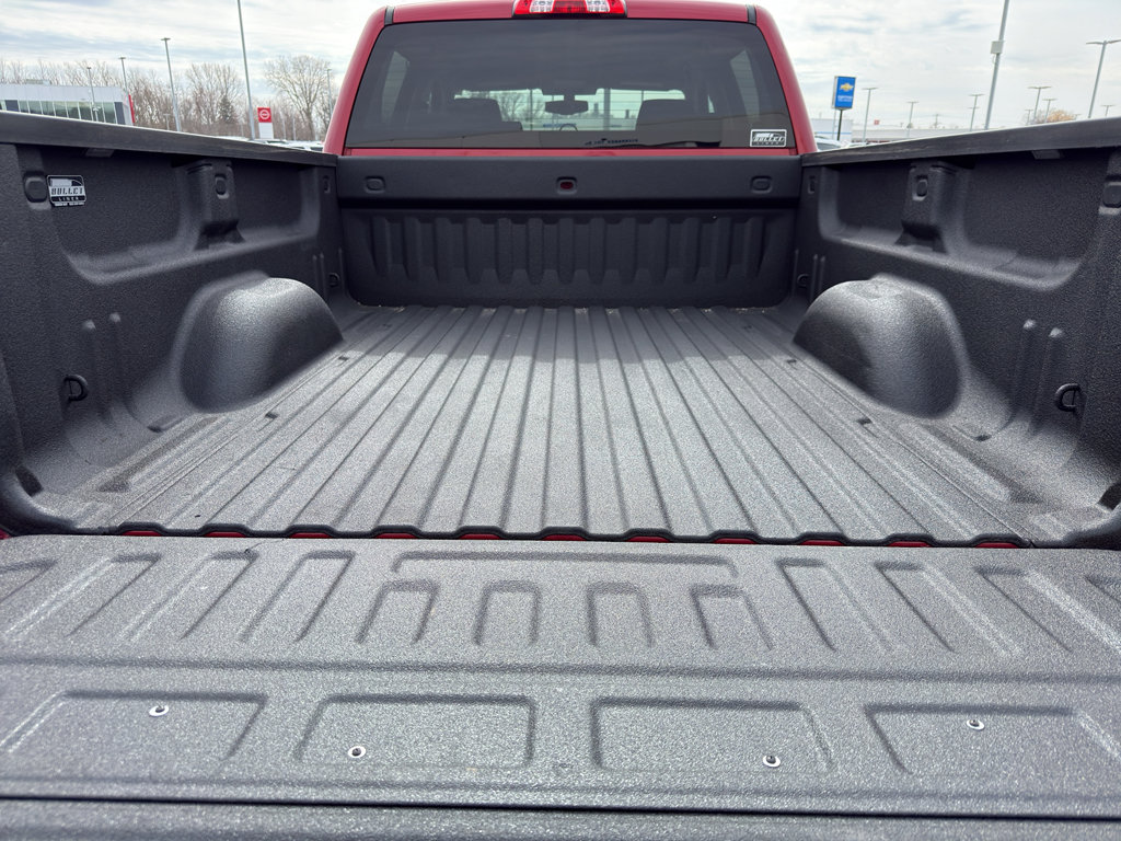 Used 2019 Chevrolet Silverado 2500 LT w/ LT Convenience Package image 8