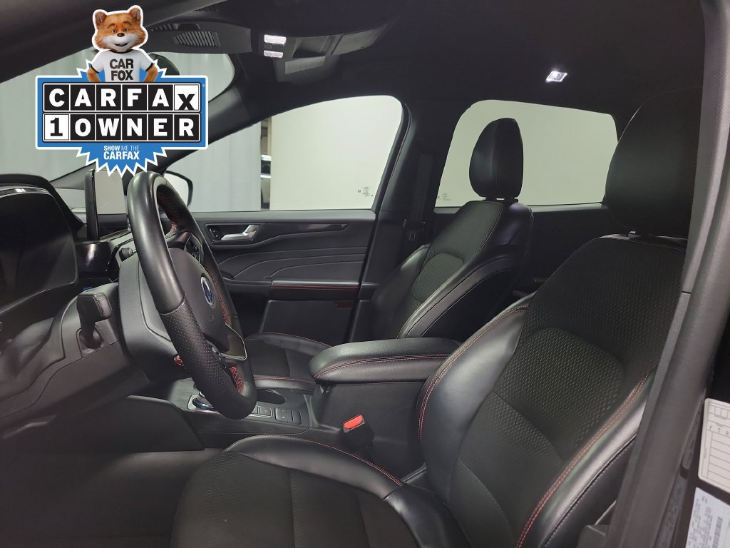 Used 2025 Ford Escape ST-Line FWD image 15