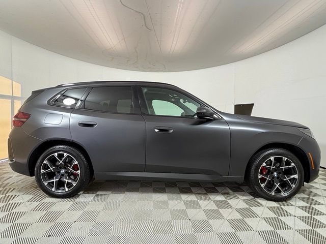 Used 2025 BMW X3 xDrive30i w/ Premium Package AWD/4WD image 8