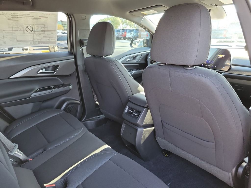 New 2026 Chevrolet Equinox EV LT image 20