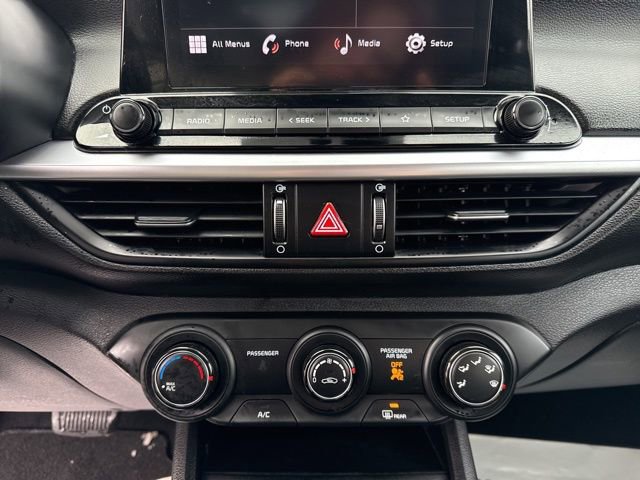 Used 2023 Kia Forte LXS w/ LXS Technology Package image 29