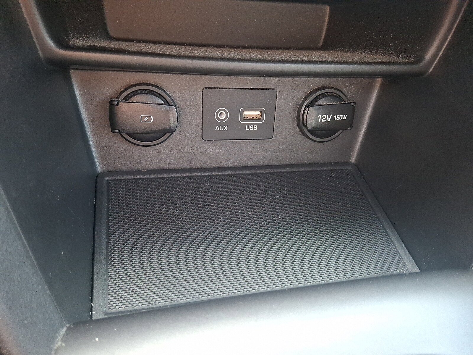 Used 2019 Hyundai Kona Limited w/ Cargo Package AWD/4WD image 25
