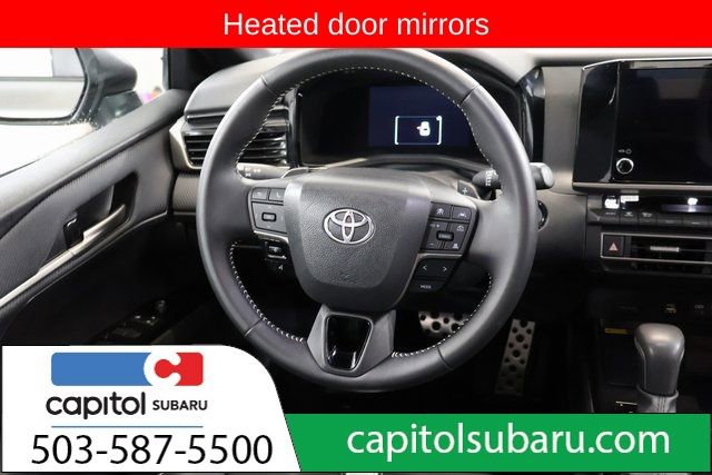 Used 2025 Toyota Camry SE image 16