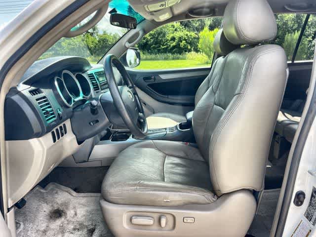 Used 2006 Toyota 4Runner SR5 RWD image 11