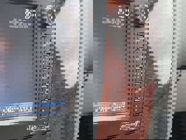 Used 2013 Chevrolet Avalanche LTZ image 16