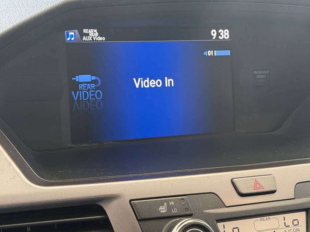 Used 2015 Honda Odyssey Touring image 19
