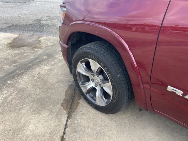 Used 2019 RAM 1500 Laramie w/ Sport Appearance Package image 4