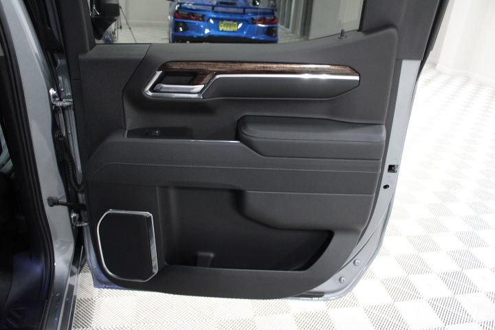 New 2026 GMC Sierra 1500 SLE w/ X31 Off-Road Package AWD/4WD image 23