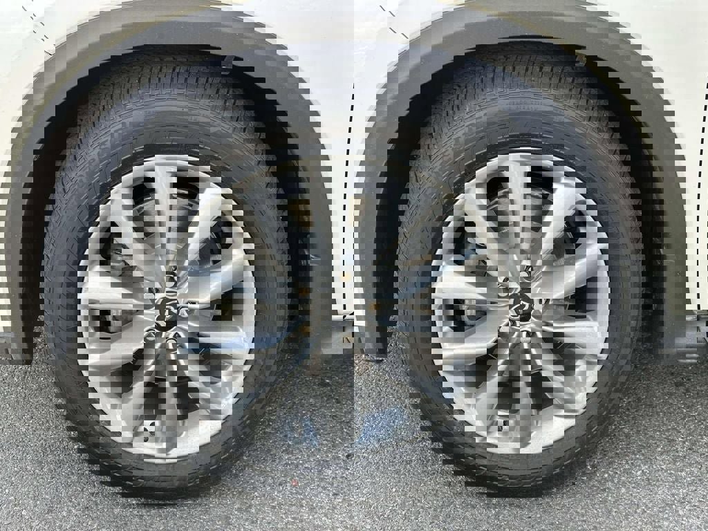 Used 2022 INFINITI QX50 Essential image 9