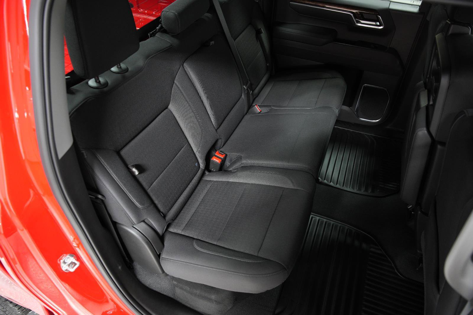 New 2026 GMC Sierra 1500 Elevation image 12