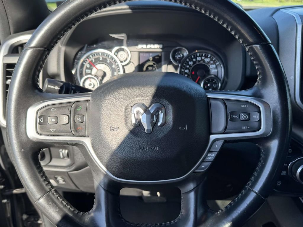 Used 2020 RAM 1500 Big Horn AWD/4WD image 17