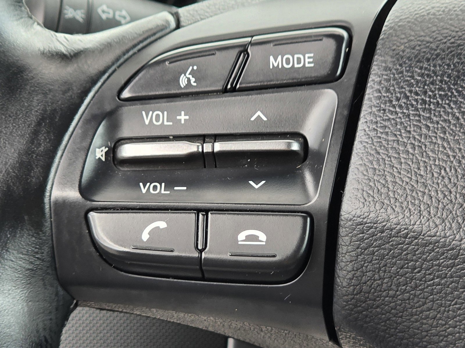 Used 2019 Hyundai Veloster Turbo R-Spec image 29