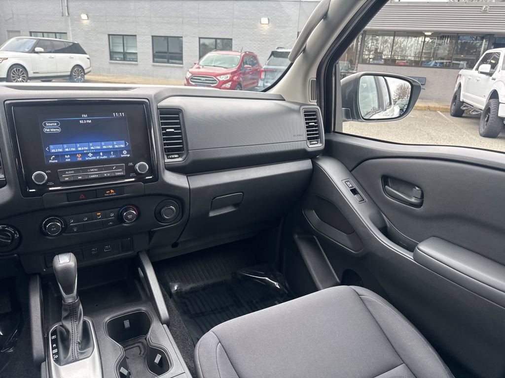 Used 2023 Nissan Frontier S image 11
