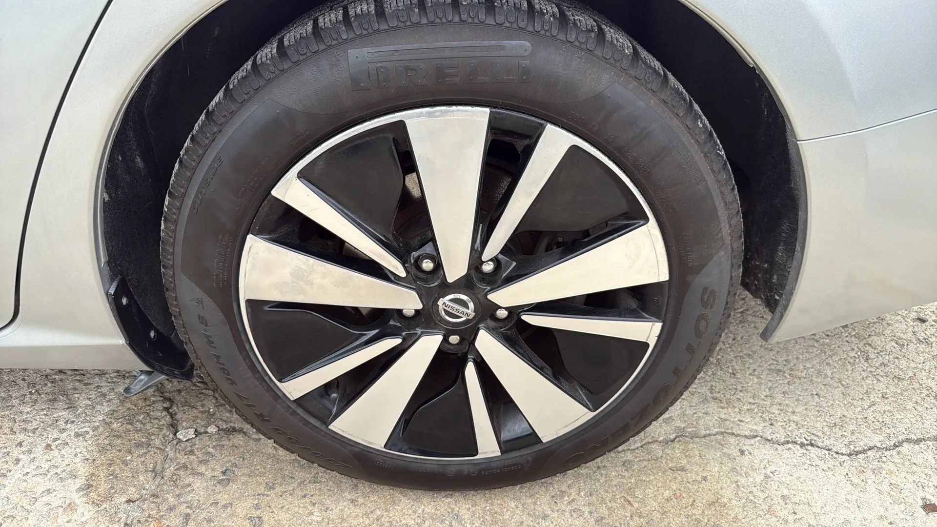 Used 2019 Nissan Altima 2.5 SL FWD image 45