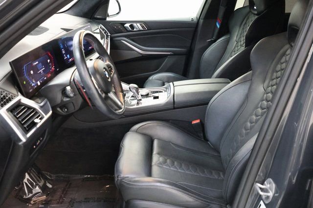 Used 2025 BMW X5 M Competition w/ Executive Package image 85
