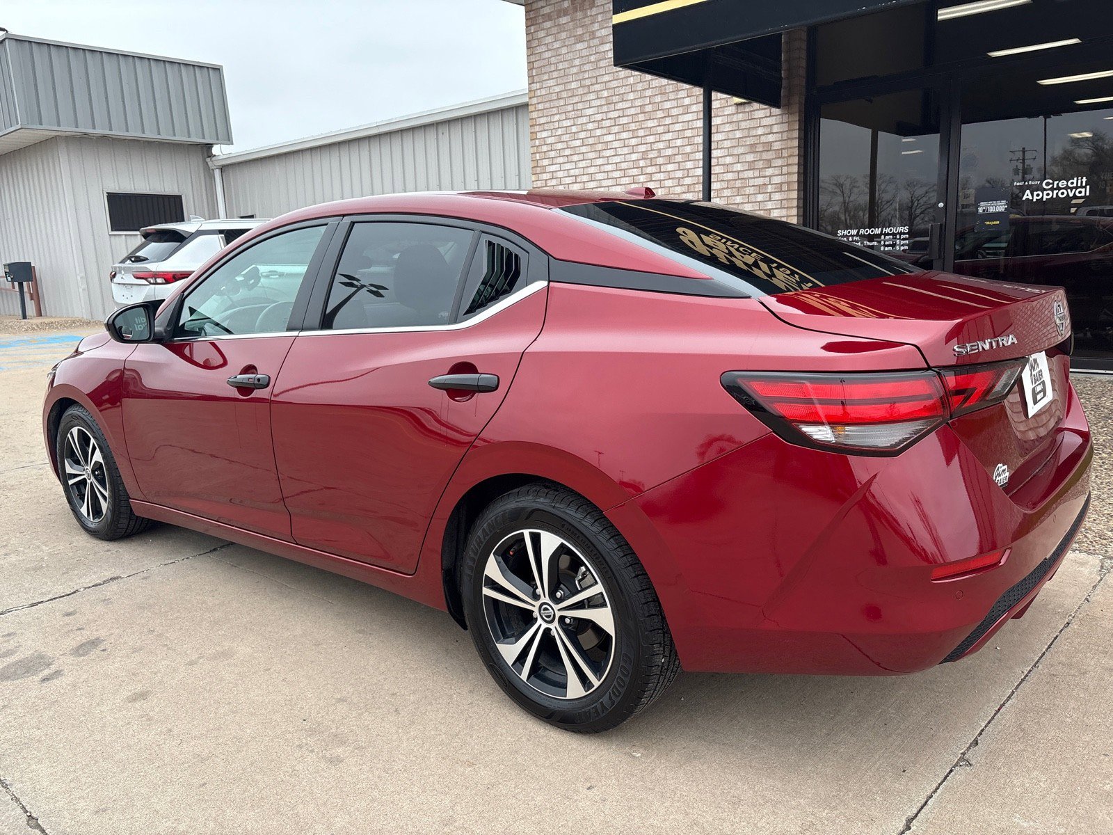 Used 2023 Nissan Sentra SV image 10