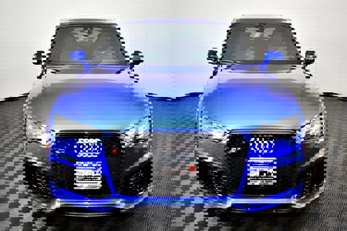 Used 2016 Audi RS 7 Prestige w/ Driver Assistance Package image 4