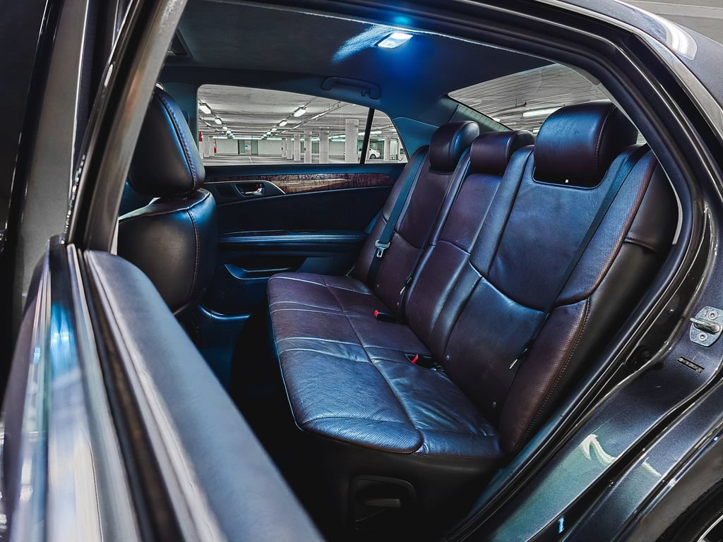 Used 2012 Toyota Avalon Limited FWD image 18