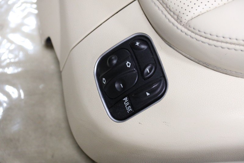 Used 2008 Mercedes-Benz SL 550 image 61