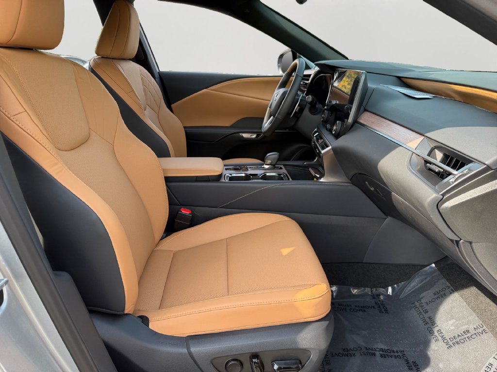 Certified 2025 Lexus RX 350h AWD/4WD image 9
