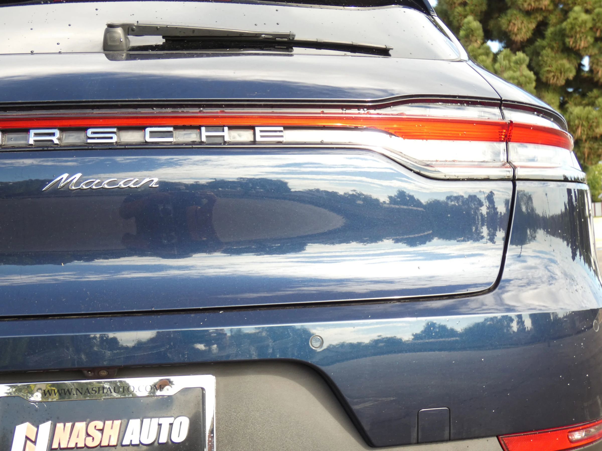 Used 2019 Porsche Macan image 9