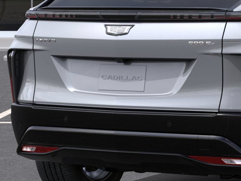 New 2026 Cadillac Lyriq Sport w/ LPO, Floor Liner Package AWD/4WD image 14