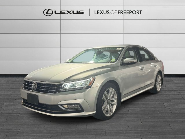 Used 2017 Volkswagen Passat 1.8T SE FWD image 3