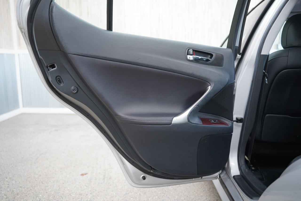Used 2007 Lexus IS 250 image 35