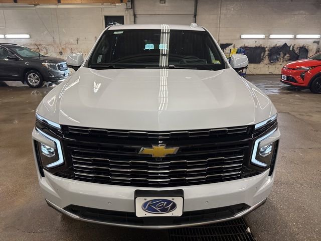 New 2026 Chevrolet Suburban High Country AWD/4WD image 2