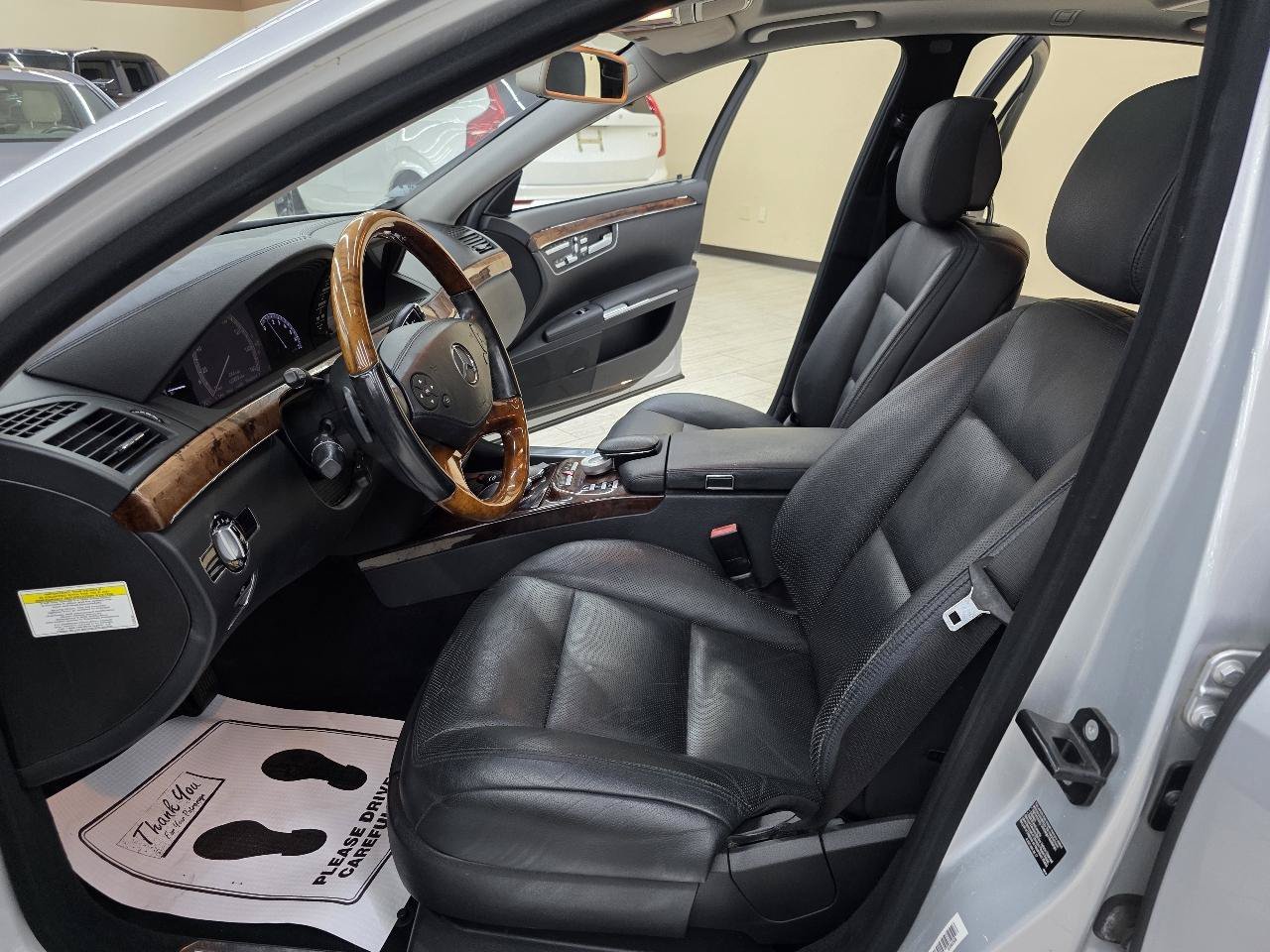Used 2010 Mercedes-Benz S 550 image 18