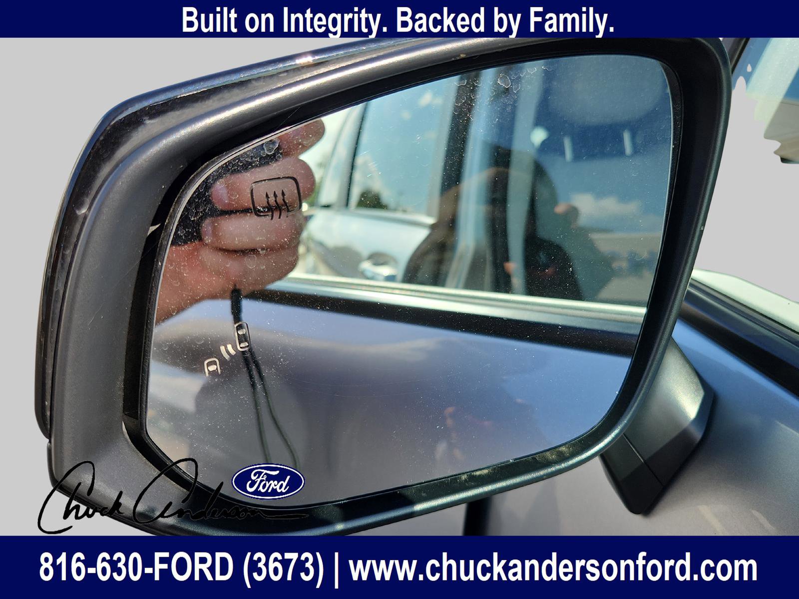 Used 2023 Toyota Sienna XSE w/ XSE Plus Package image 12