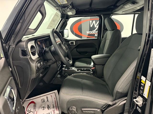 New 2026 Jeep Gladiator Sport AWD/4WD image 8