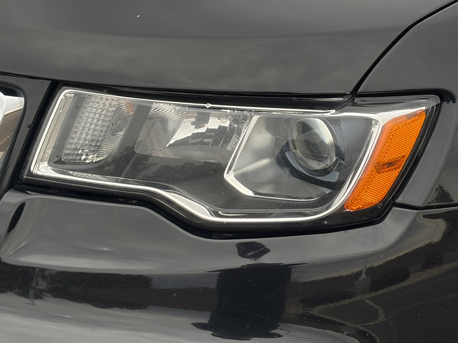 Used 2017 Jeep Grand Cherokee Limited w/ Trailer Tow Group IV image 12