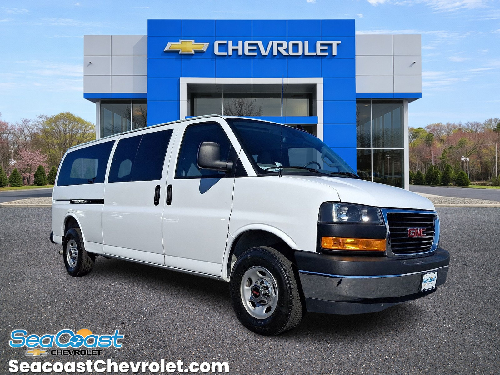 Used 2025 GMC Savana 3500 LT w/ LT Preferred Equipment Group