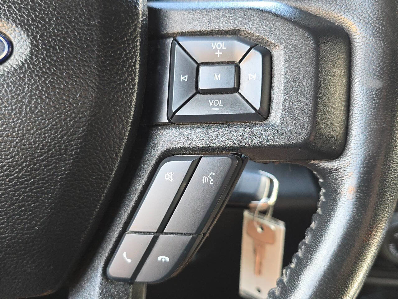 Used 2017 Ford F150 XLT w/ Equipment Group 302A Luxury image 8