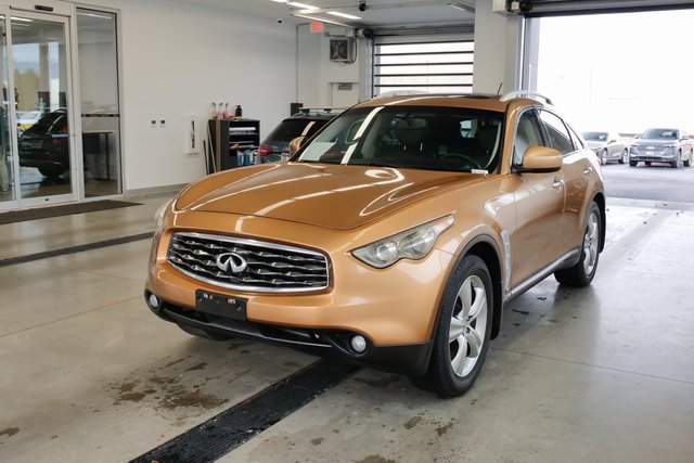 Used 2009 INFINITI FX35 2WD w/ Deluxe Touring Pkg image 3