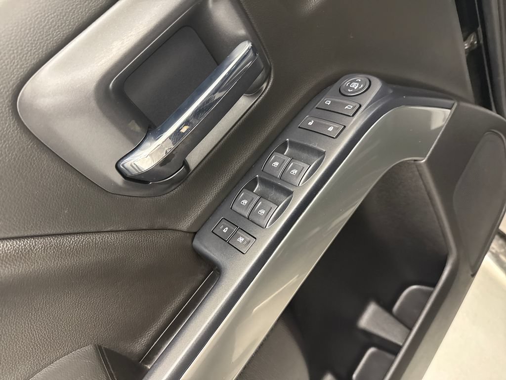 Used 2019 Chevrolet Silverado 1500 LT w/ All Star Edition AWD/4WD image 12