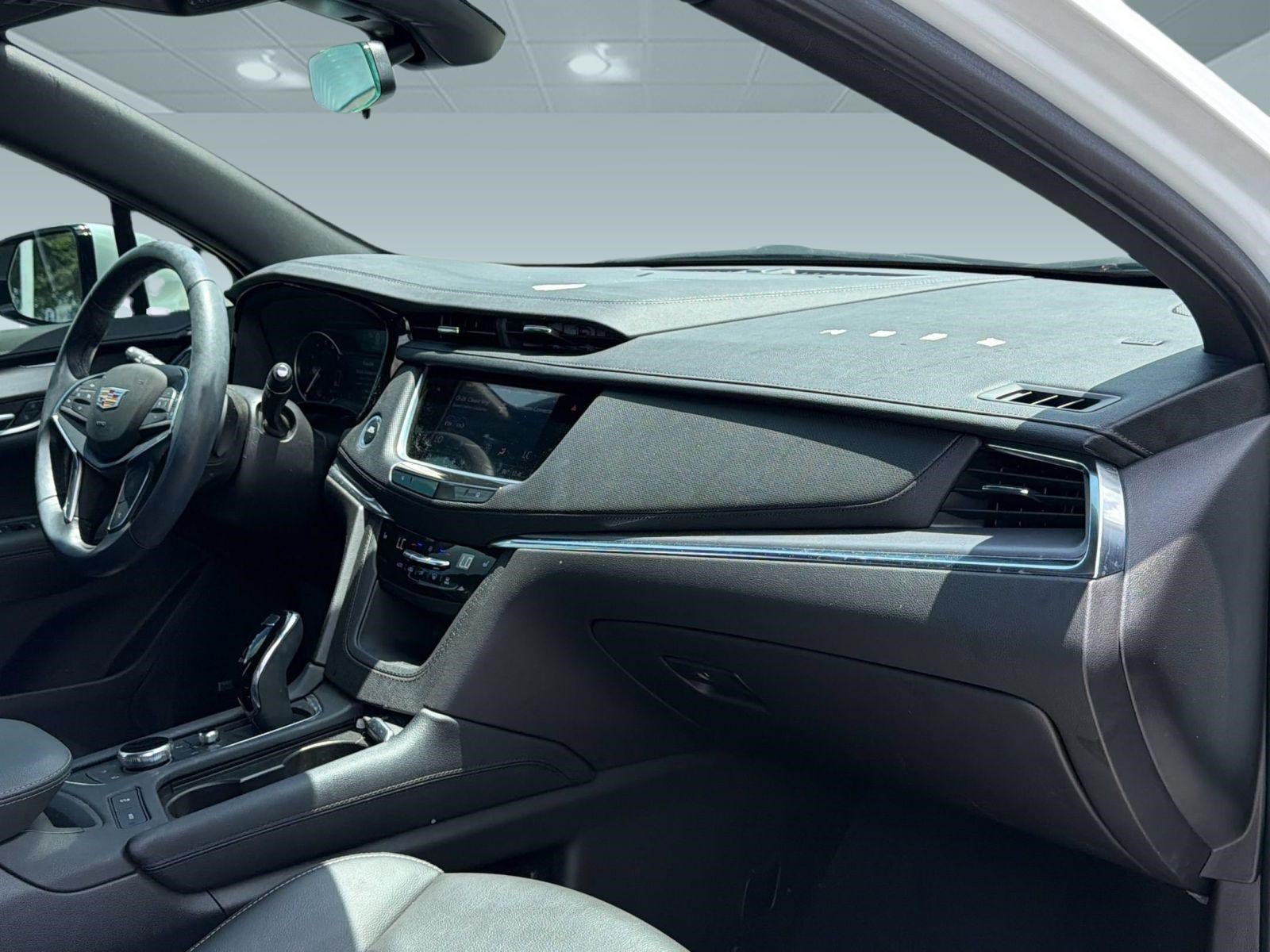 Used 2023 Cadillac XT5 Luxury FWD image 29