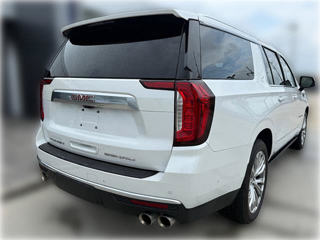 Used 2023 GMC Yukon XL Denali w/ Denali Reserve Package RWD image 8
