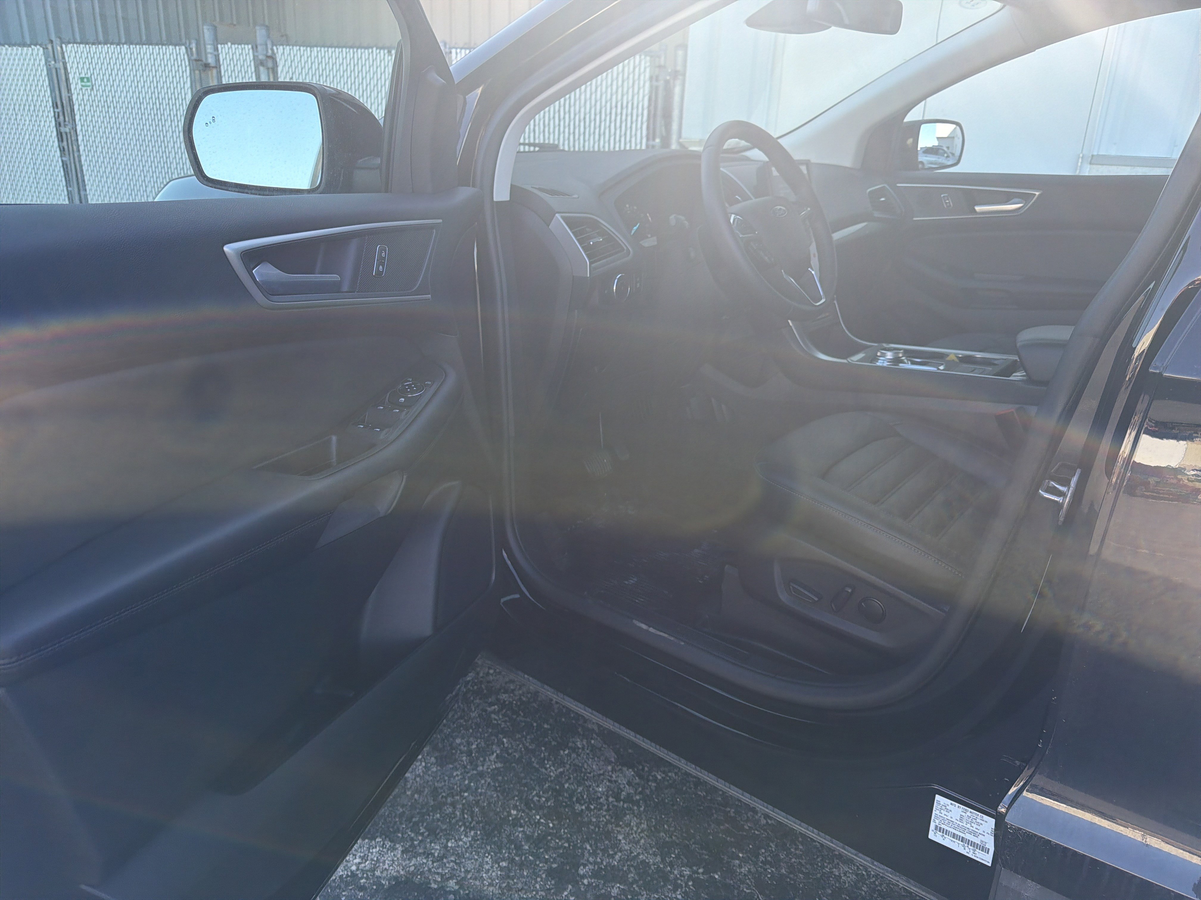 Used 2024 Ford Edge SEL w/ Convenience Package AWD/4WD image 16