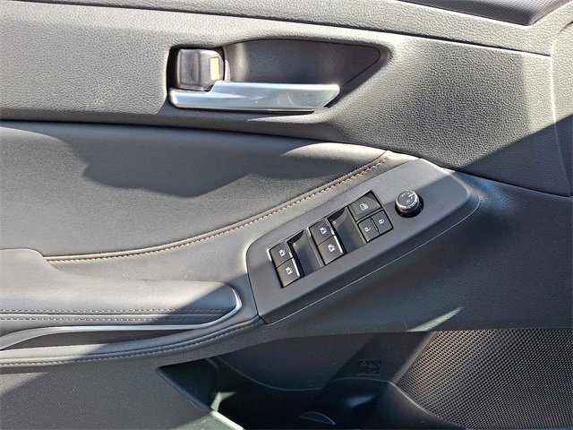 Certified 2021 Toyota Avalon XSE image 13