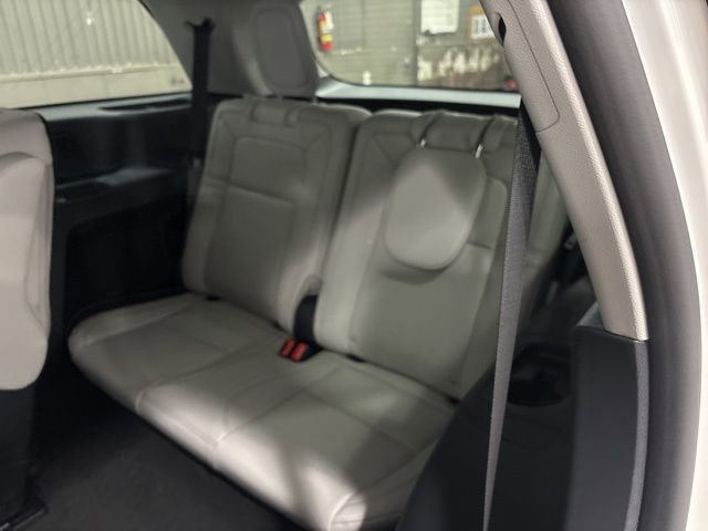 New 2026 Lincoln Aviator Reserve image 13