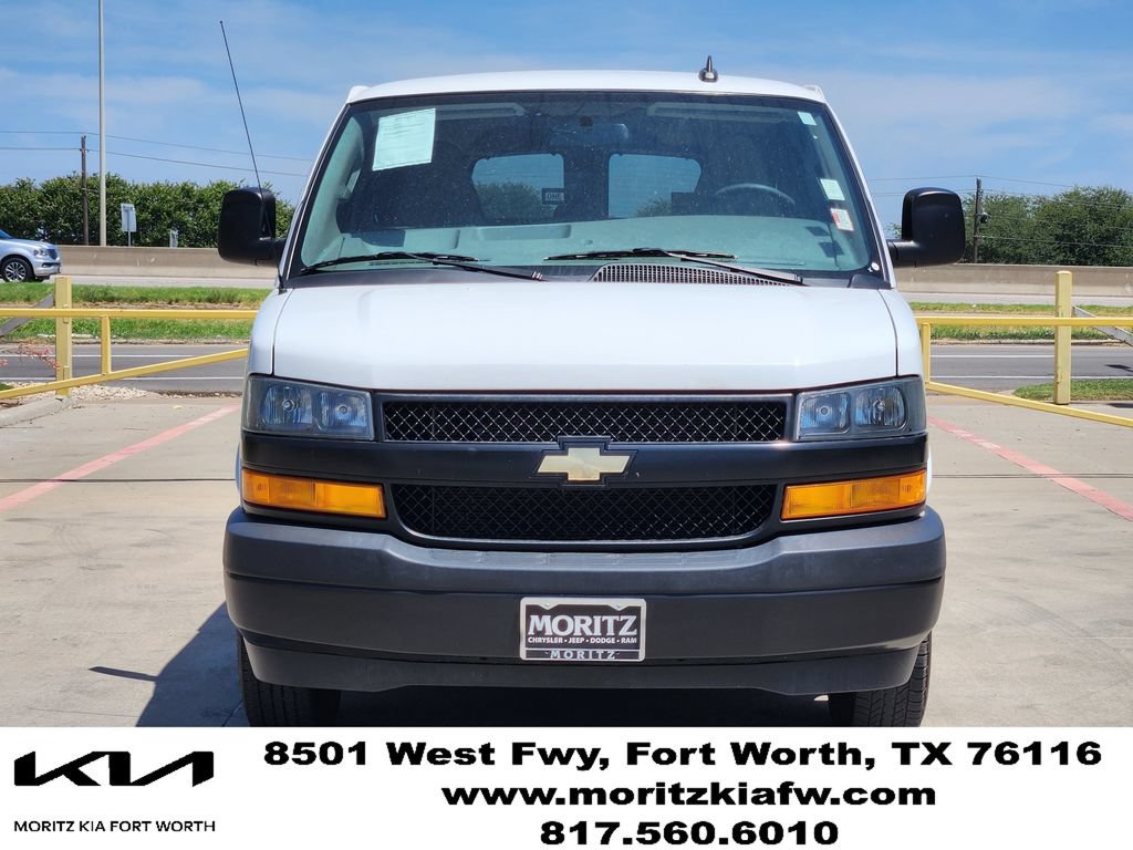 Used 2023 Chevrolet Express 3500 LS RWD image 2